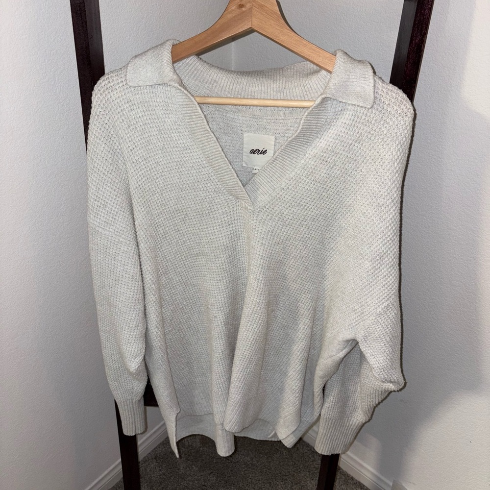 Aerie Light Gray Knit Sweater